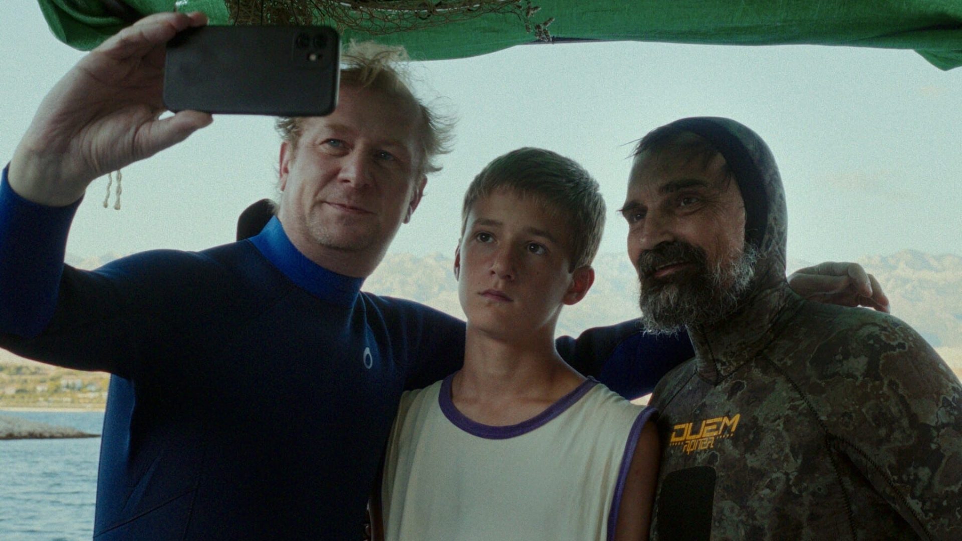 2. IKD 11 The Sea in Between